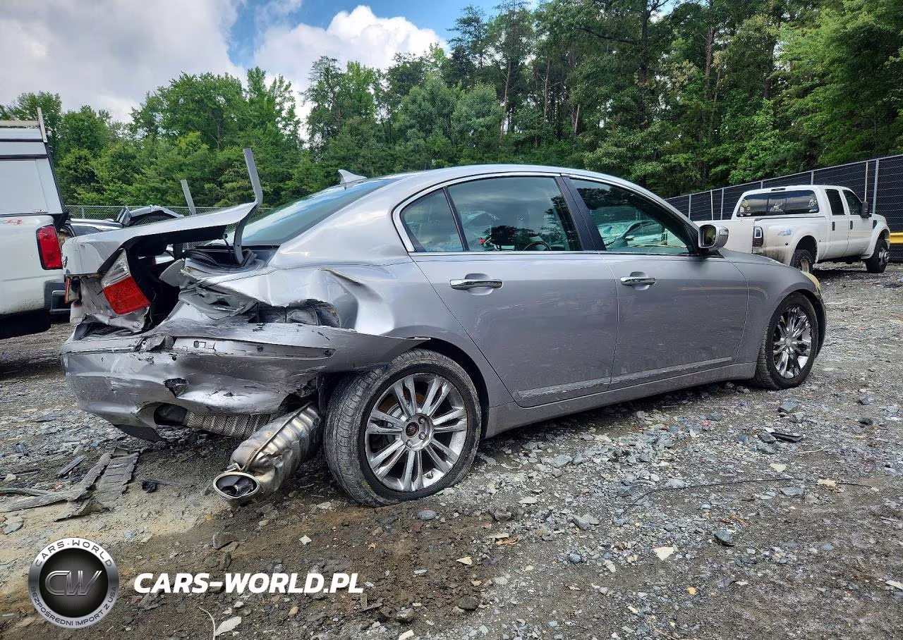 2011 Hyundai Genesis 4.6L VIN:KMHGC4DF0BU133019 - 3