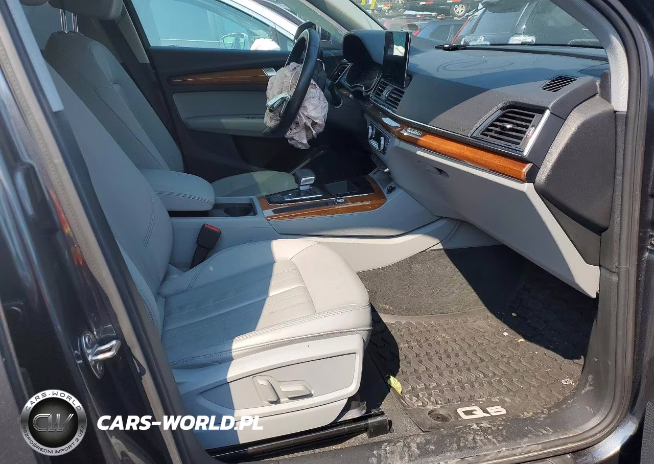 2023 Audi Q5 Premium 45 VIN:WA1GAAFY0P2177218 - 7
