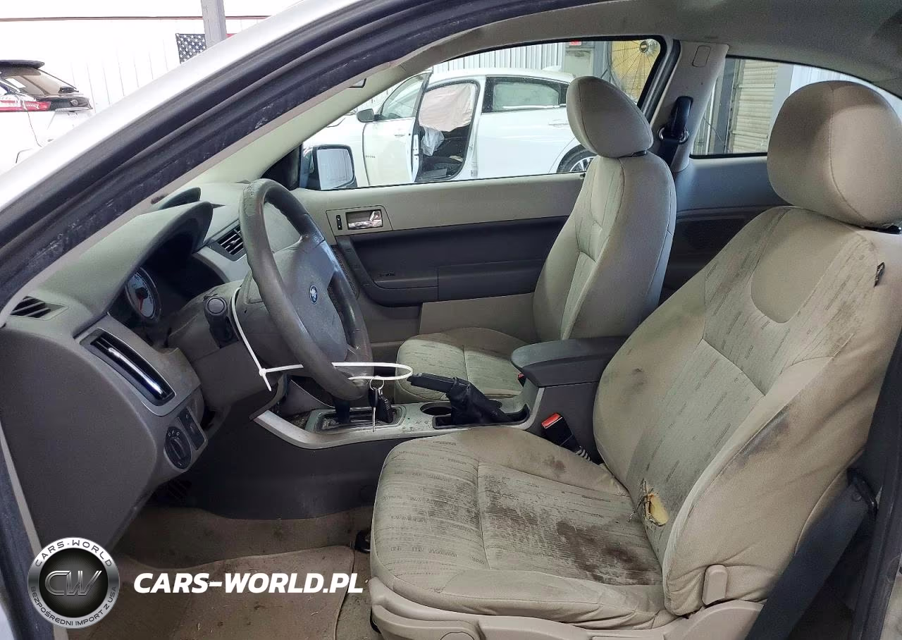 2008 Ford Focus Se VIN:1FAHP33NX8W112908 - 7