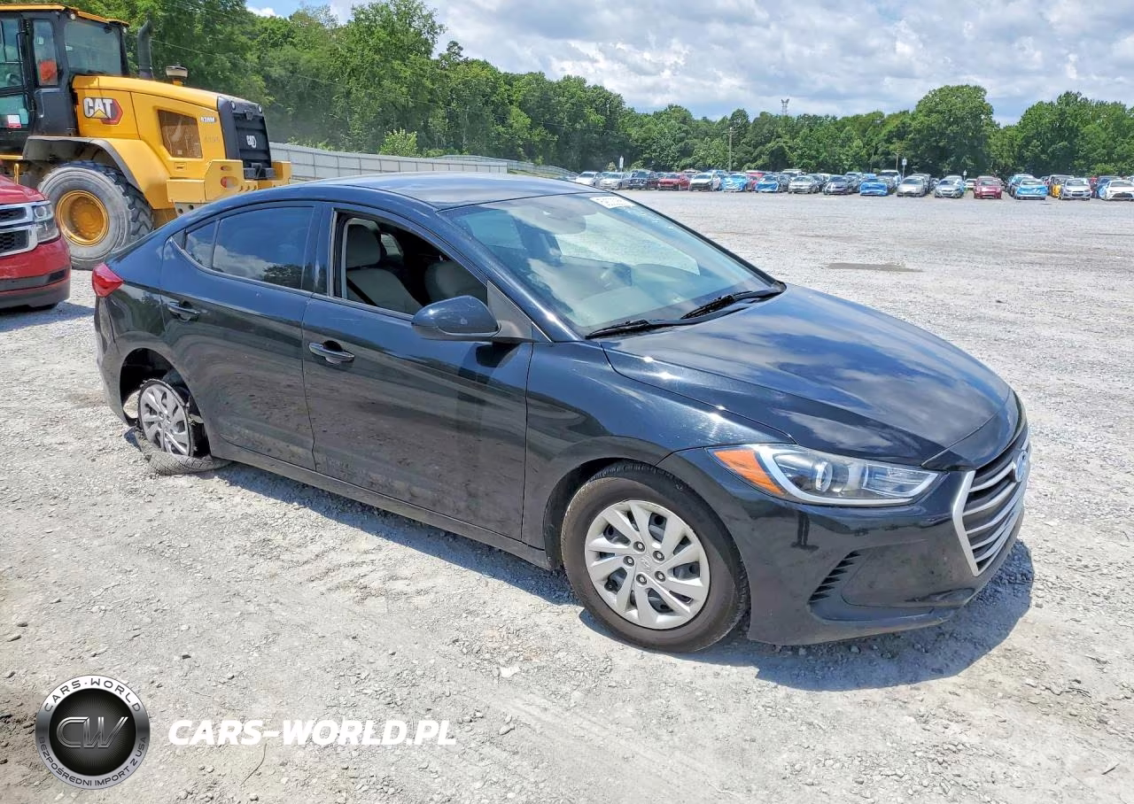 2018 Hyundai Elantra Se VIN:5NPD74LF5JH241724 - 4