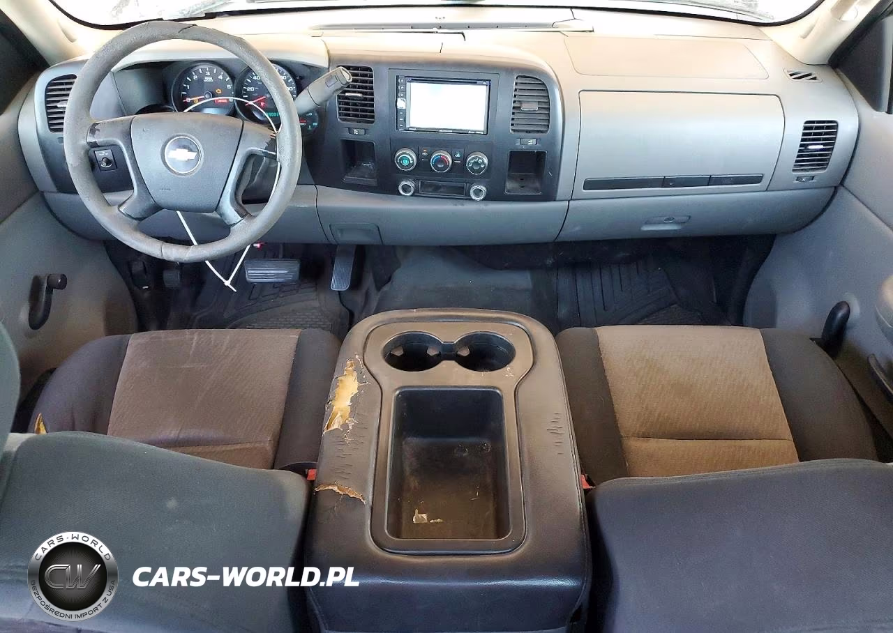 2008 Chevrolet Silverado C1500 VIN:1GCEC19X88Z203986 - 8