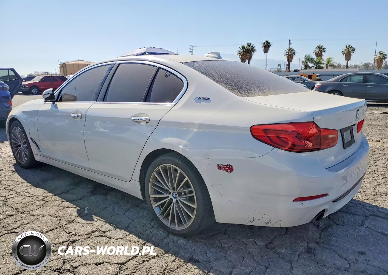 2018 BMW 530E VIN:WBAJA9C54JB250471 - 2