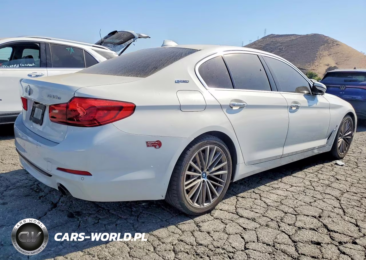 2018 BMW 530E VIN:WBAJA9C54JB250471 - 3