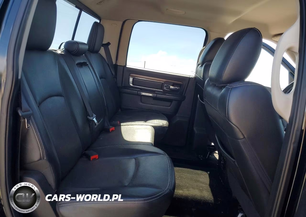 2014 Ram 1500 Laramie VIN:1C6RR7VT5ES124339 - 10