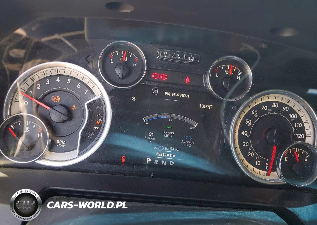 2014 Ram 1500 Laramie VIN:1C6RR7VT5ES124339 - 9