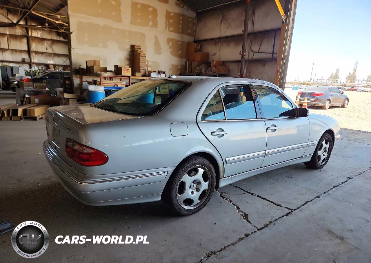 2000 Mercedes-Benz E 430 VIN:WDBJF83J4YX035860 - 3