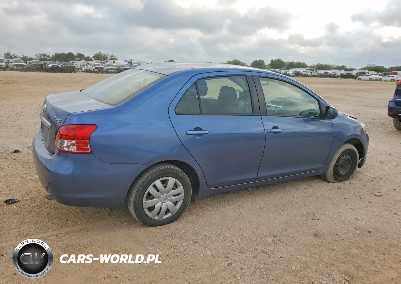 2008 Toyota Yaris Base VIN:JTDBT923X81256051 - 3