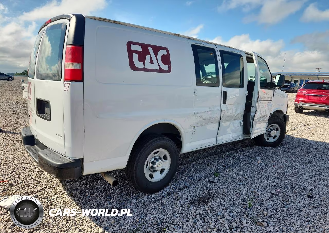 2013 Chevrolet Express 2500 Cargo Delivery Van VIN:1GCWGFBAXD1115669 - 3