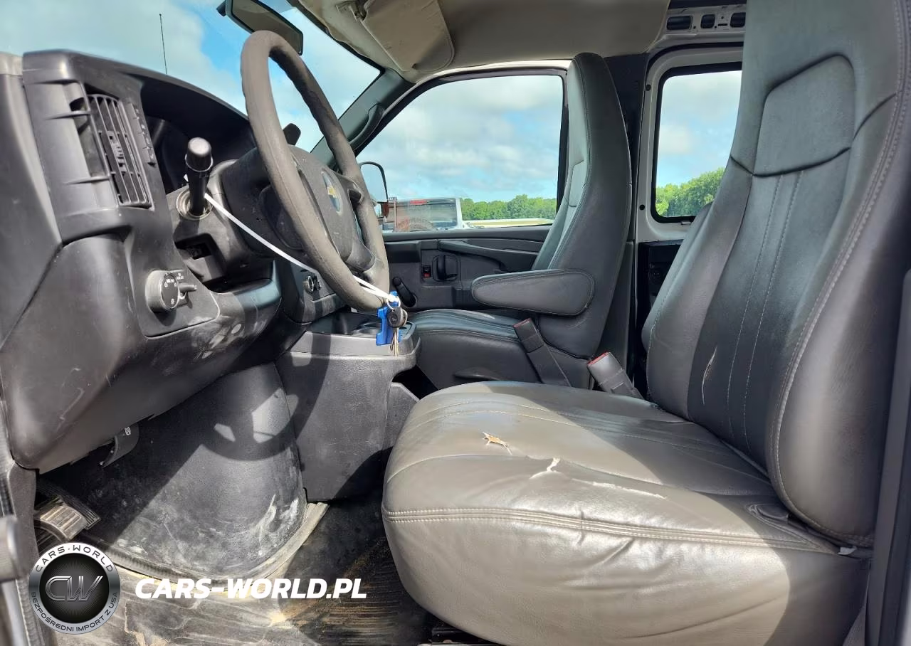 2013 Chevrolet Express 2500 Cargo Delivery Van VIN:1GCWGFBAXD1115669 - 7