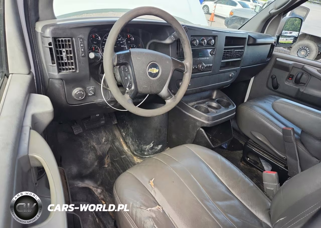2013 Chevrolet Express 2500 Cargo Delivery Van VIN:1GCWGFBAXD1115669 - 8