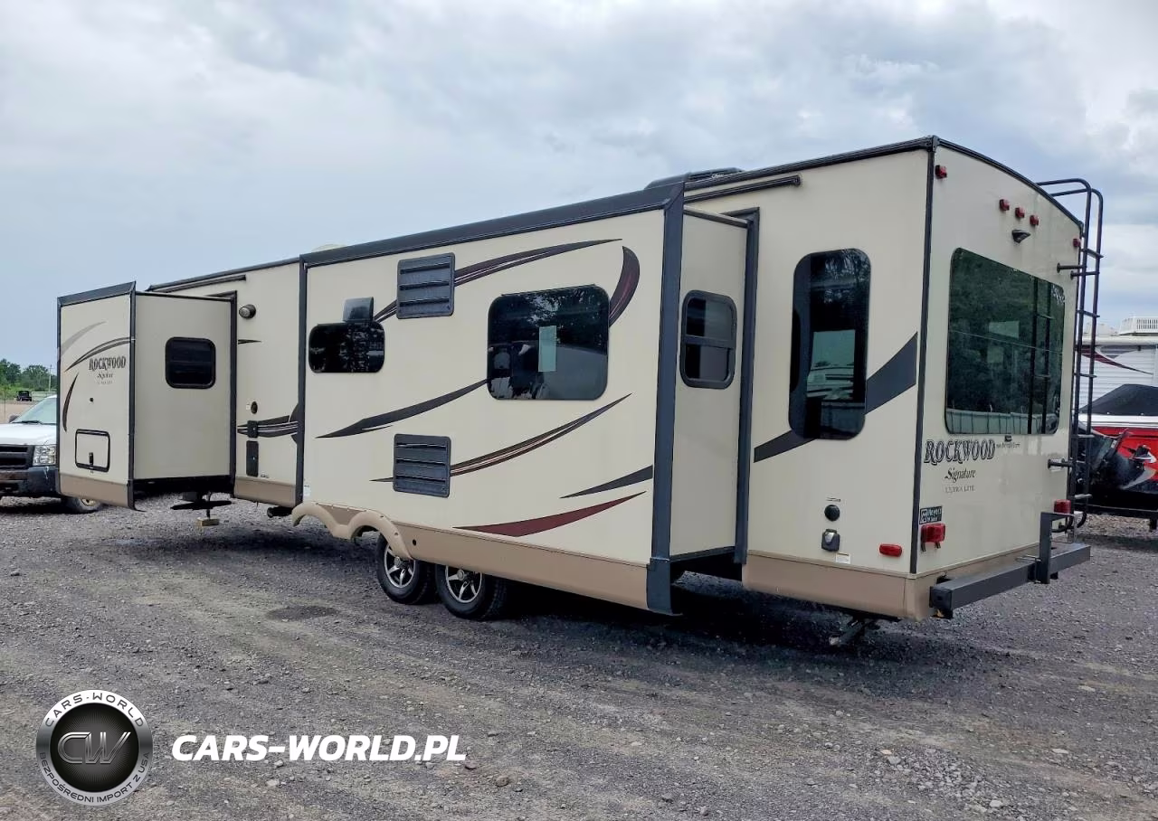 2017 Rockwood Travel Trailer VIN:4X4TRLJ21H1873082 - 3