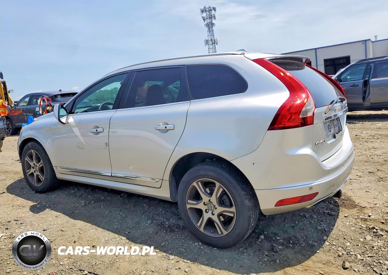 2015 Volvo Xc60 T6 Premier VIN:YV4902RK0F2662713 - 2