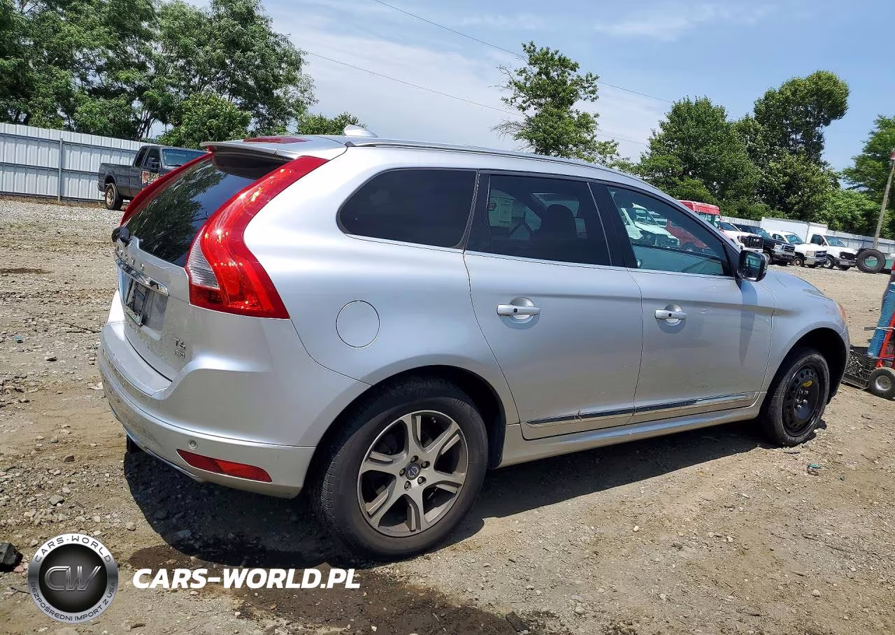 2015 Volvo Xc60 T6 Premier VIN:YV4902RK0F2662713 - 3