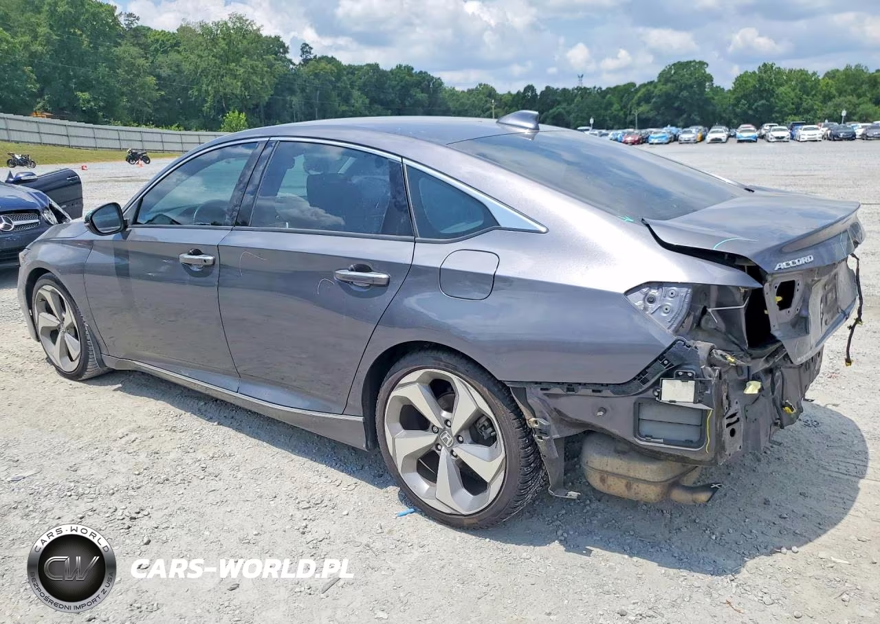 2018 Honda Accord Touring VIN:1HGCV1F9XJA034941 - 2