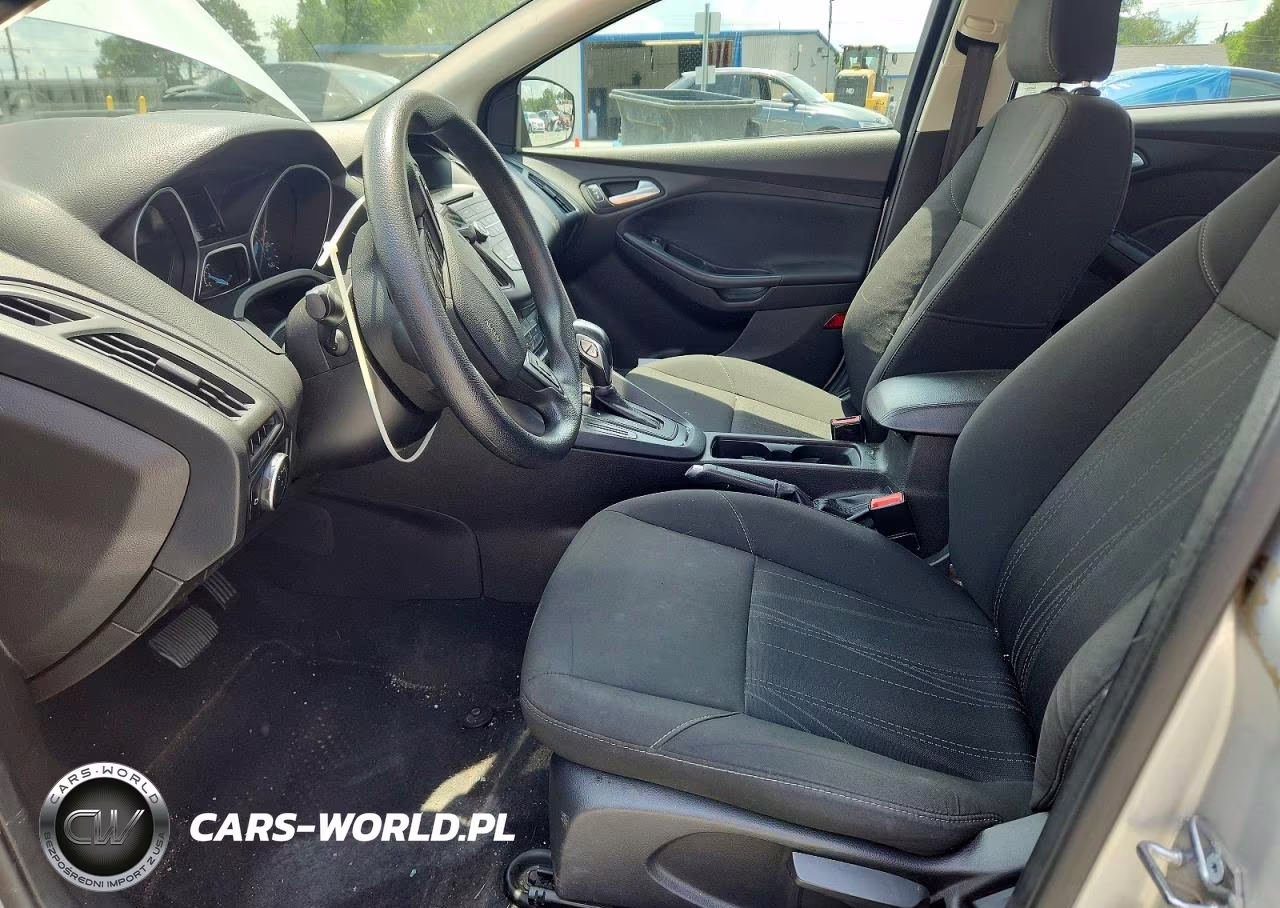 2016 Ford Focus Se VIN:1FADP3F23GL291468 - 7