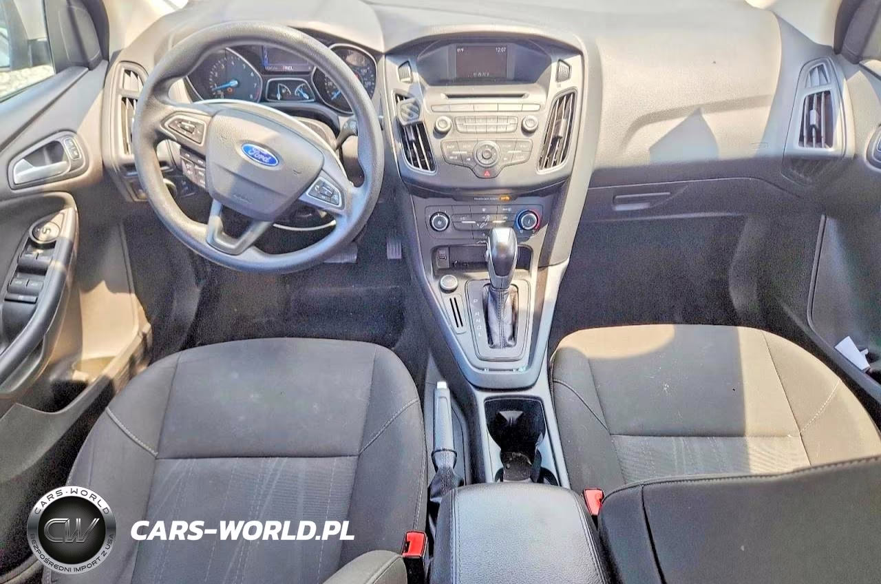 2016 Ford Focus Se VIN:1FADP3F23GL291468 - 8