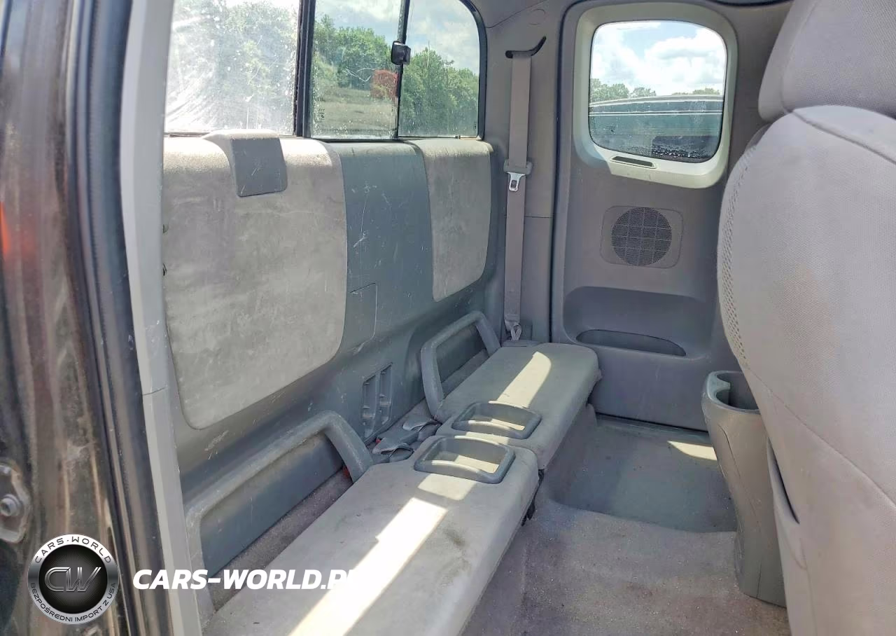 2007 Toyota Tacoma Access Cab VIN:5TEUU42N37Z418925 - 10
