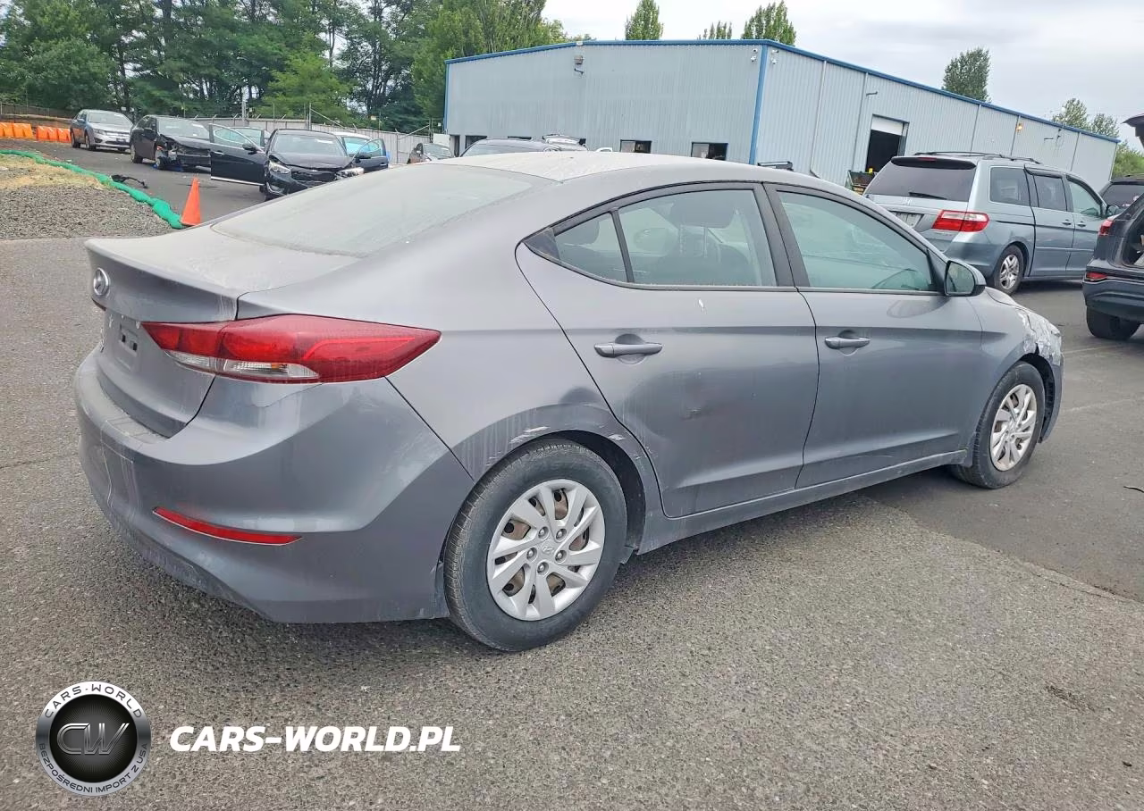 2018 Hyundai Elantra Se VIN:5NPD74LFXJH330253 - 3