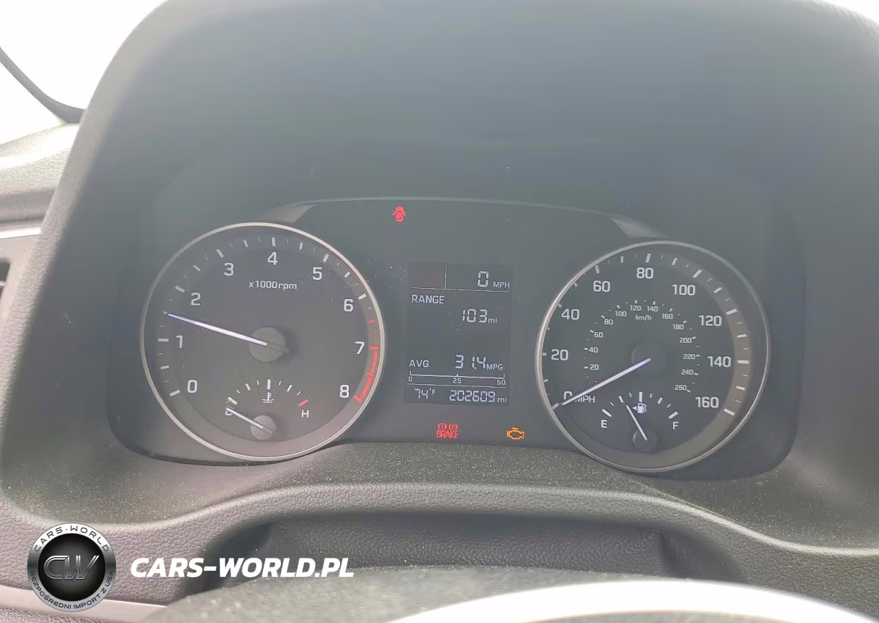 2018 Hyundai Elantra Se VIN:5NPD74LFXJH330253 - 9