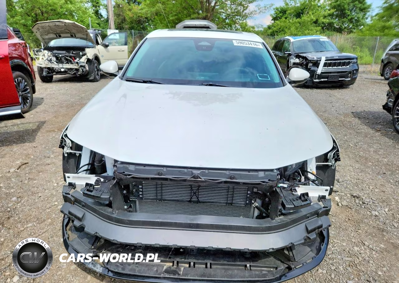 2025 Honda Accord Touring Hybrid VIN:1HGCY2F86SA000825 - 5