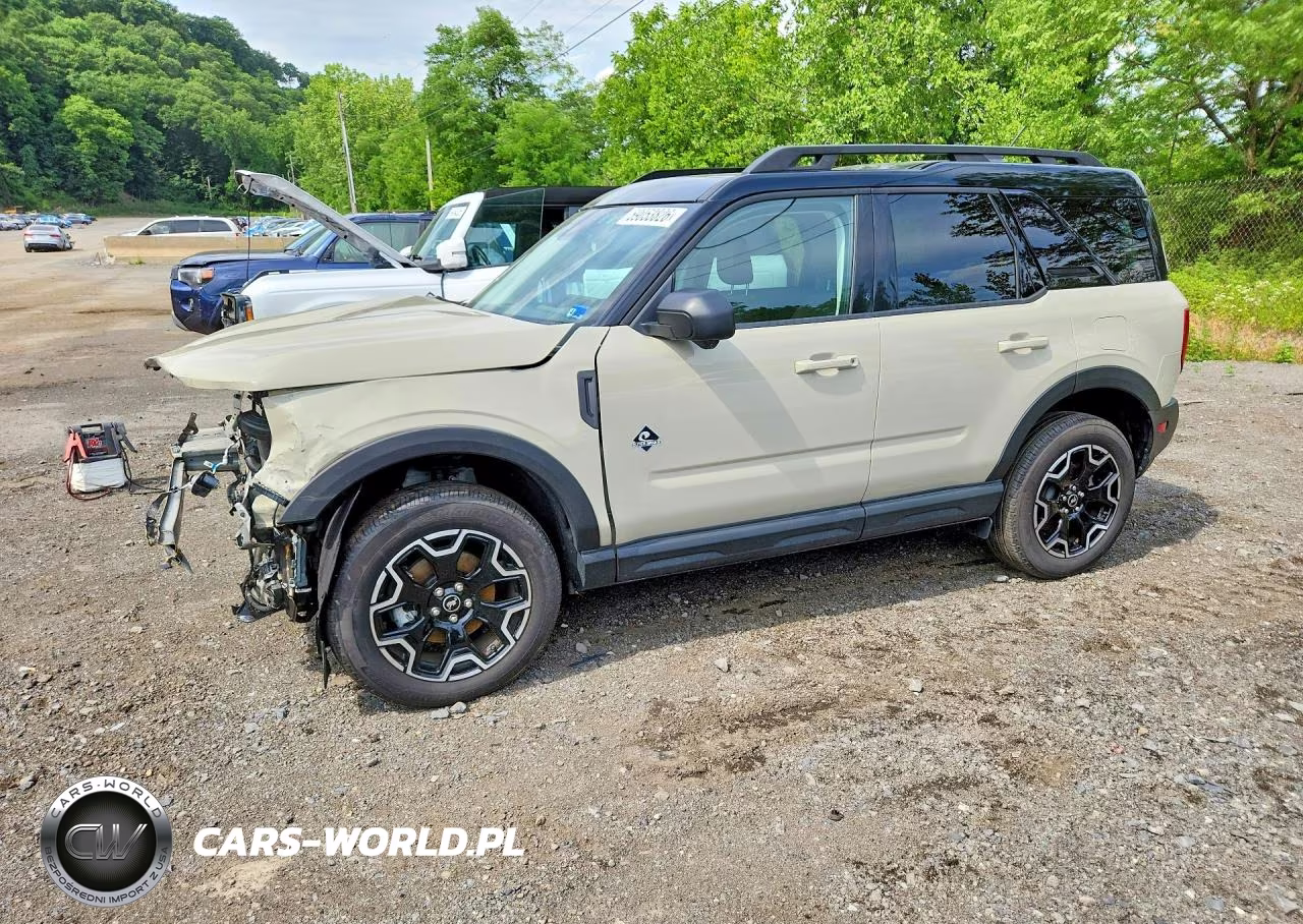 2025 Ford Bronco Sport Outer Banks – zdjęcie 1 z 13
