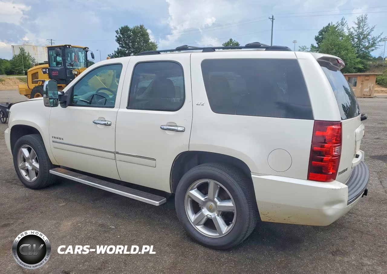 2013 Chevrolet Tahoe C1500 Ltz VIN:1GNSCCE02DR332928 - 2