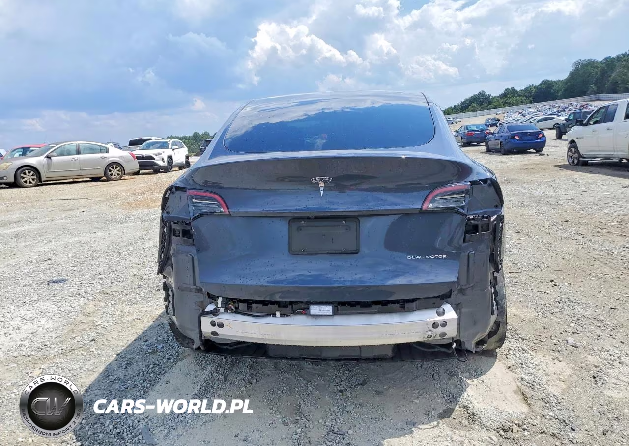 2022 Tesla Model Y VIN:7SAYGAEEXNF422300 - 6
