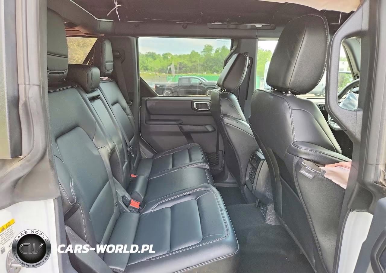 2025 Ford Bronco Outer Banks VIN:1FMDE8BH4SLB18604 - 11