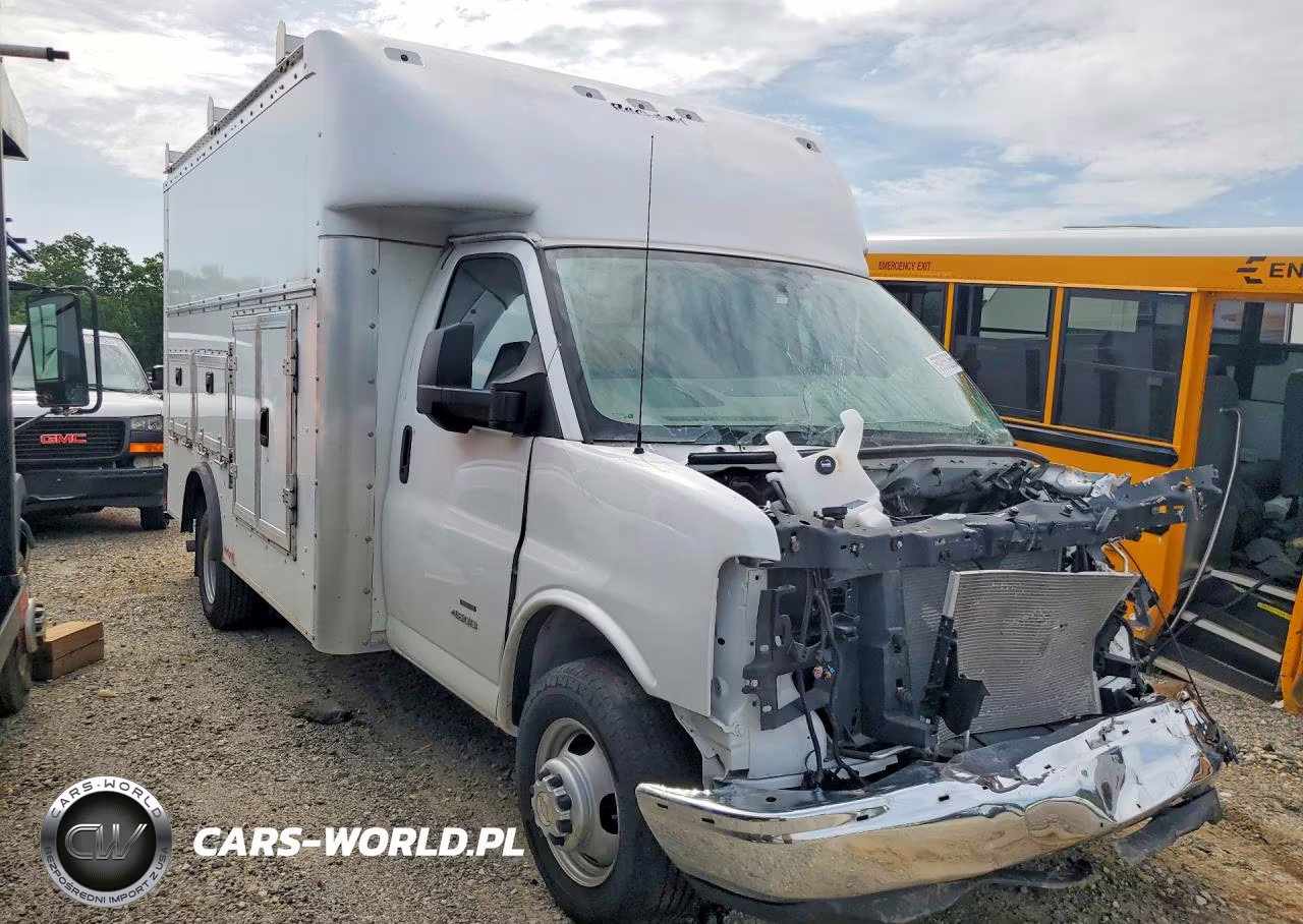 2023 Chevrolet Express G4500 VIN:1HA6GUC73PN016773 - 4