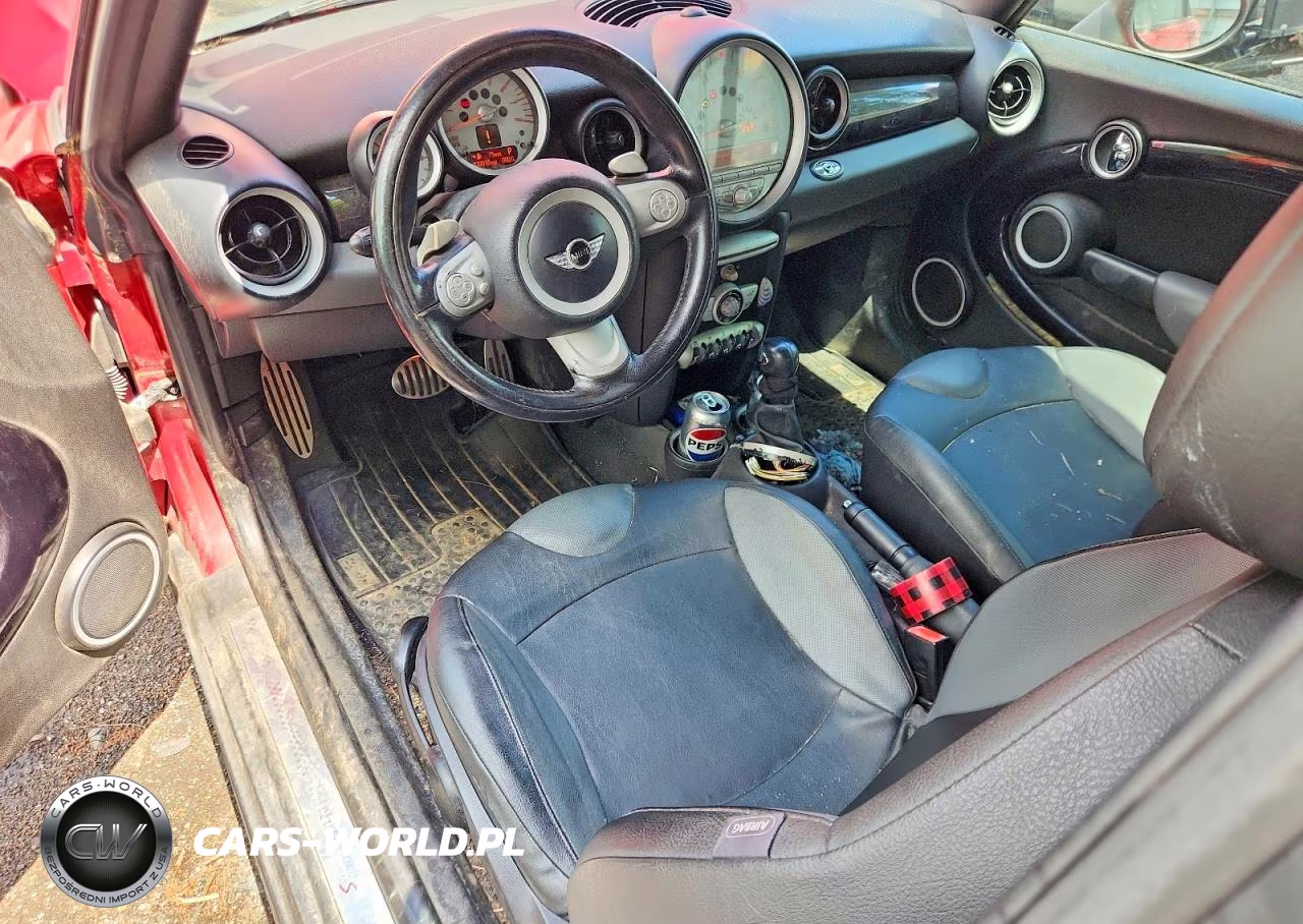 2009 Mini Cooper S VIN:WMWMS33539TG89905 - 8