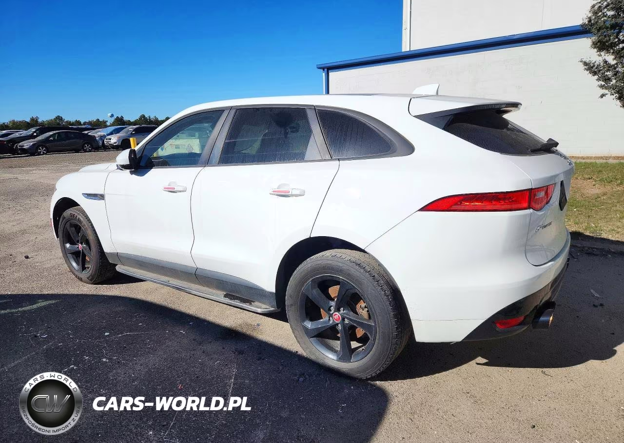 2018 Jaguar F-Pace Premium VIN:SADCJ2FX5JA320179 - 2