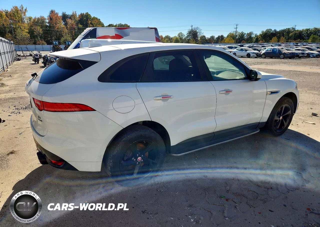2018 Jaguar F-Pace Premium VIN:SADCJ2FX5JA320179 - 3