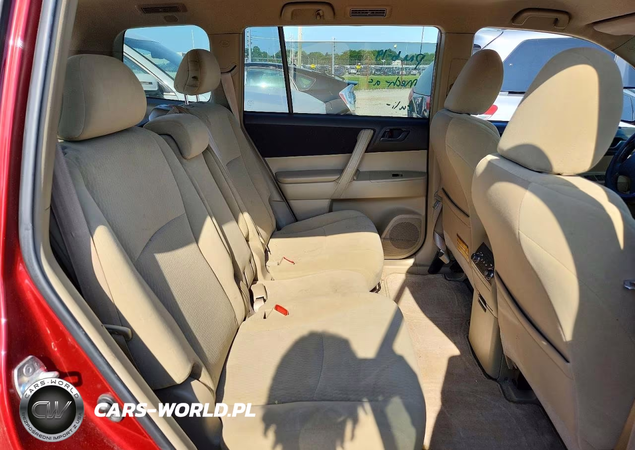 2010 Toyota Highlander Base VIN:5TDBK3EH6AS037796 - 10