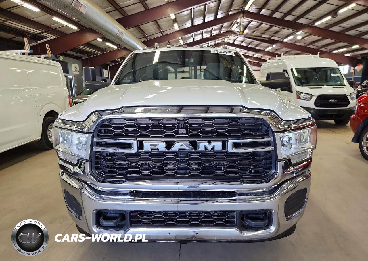 2022 Ram 3500 Tradesman VIN:3C63RRGL7NG135588 - 5