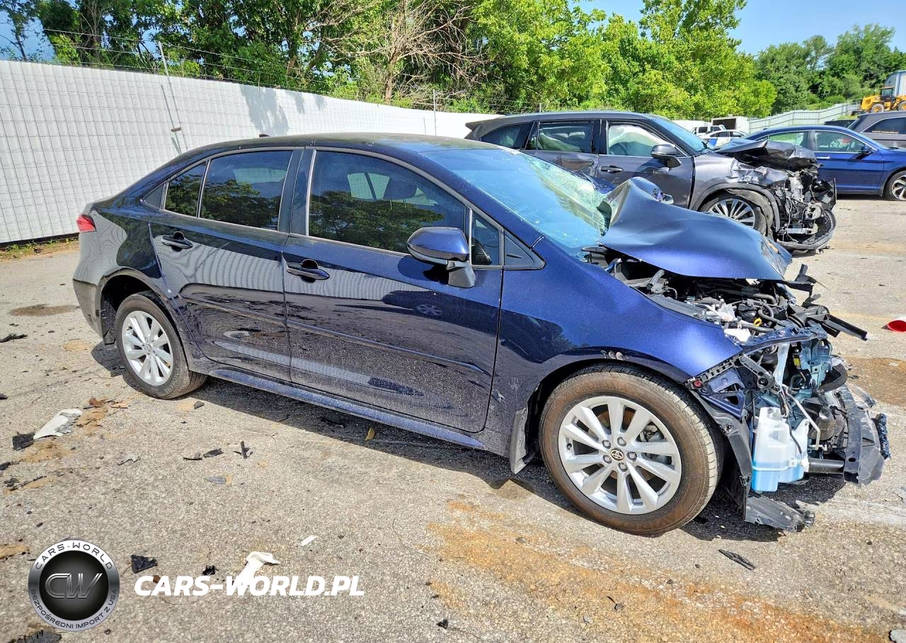 2025 Toyota Corolla Hybrid Le VIN:JTDBCMFE2S3108034 - 4