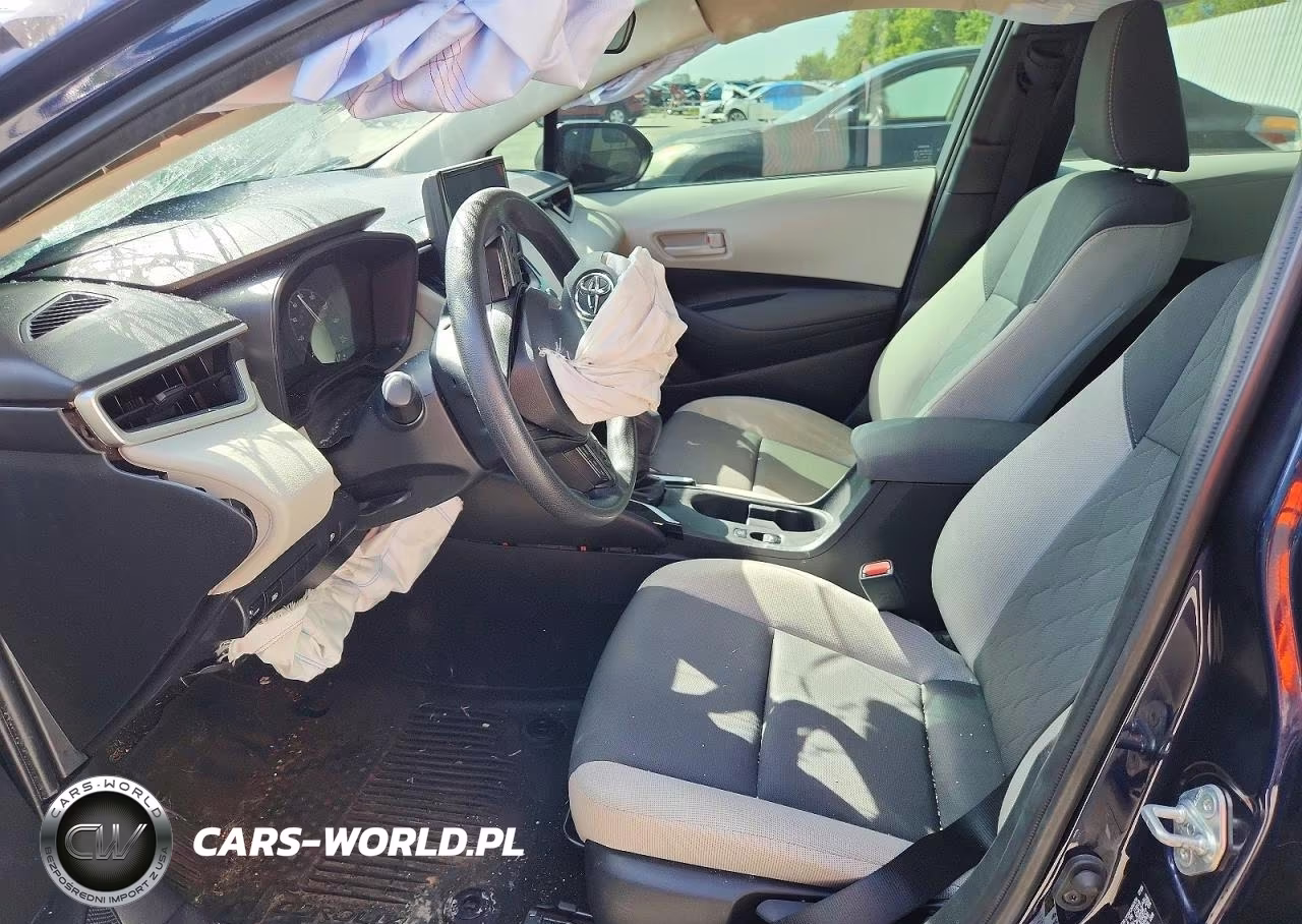 2025 Toyota Corolla Hybrid Le VIN:JTDBCMFE2S3108034 - 7