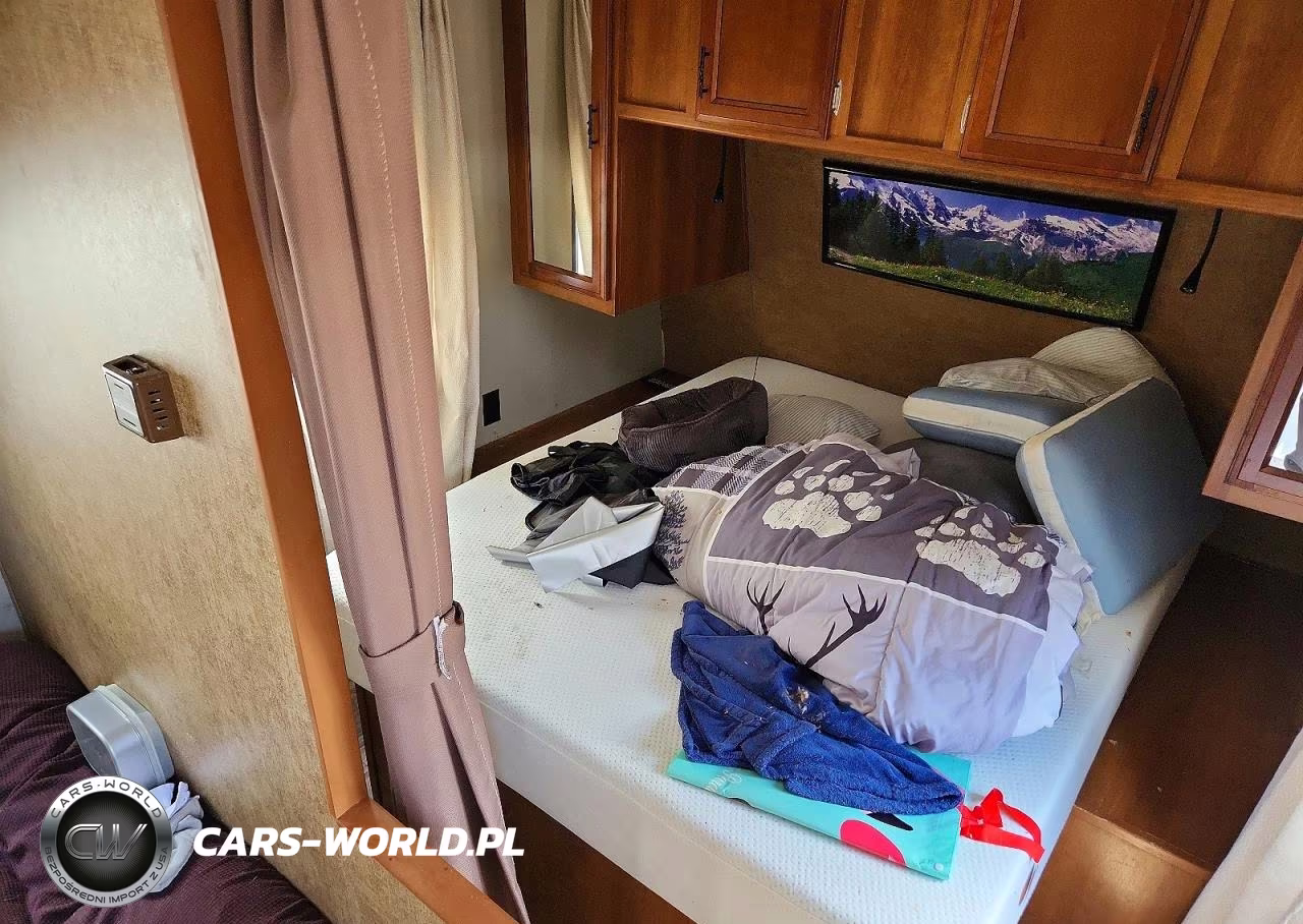 2015 Forest River Avenger Camper VIN:5ZT2AVRB8FB907839 - 8