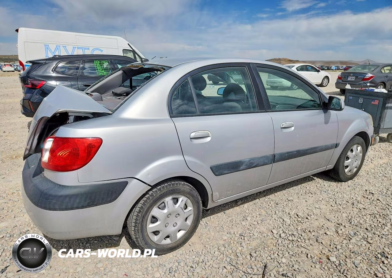 2008 Kia Rio Base VIN:KNADE123186297320 - 3
