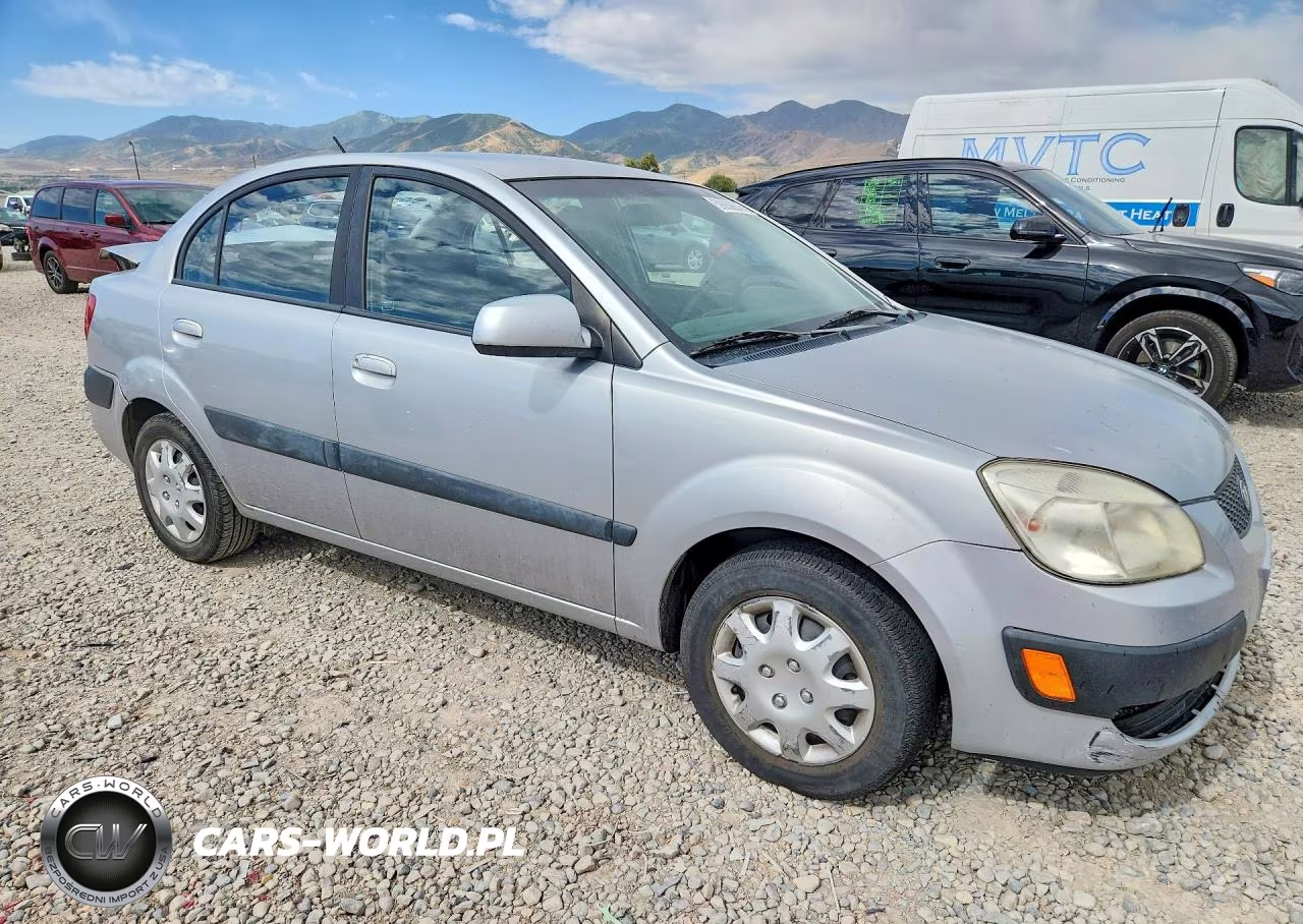2008 Kia Rio Base VIN:KNADE123186297320 - 4