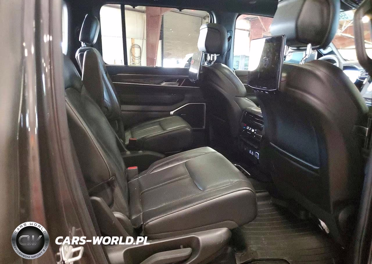 2022 Jeep Wagoneer Series Ii VIN:1C4SJVBT7NS107861 - 11