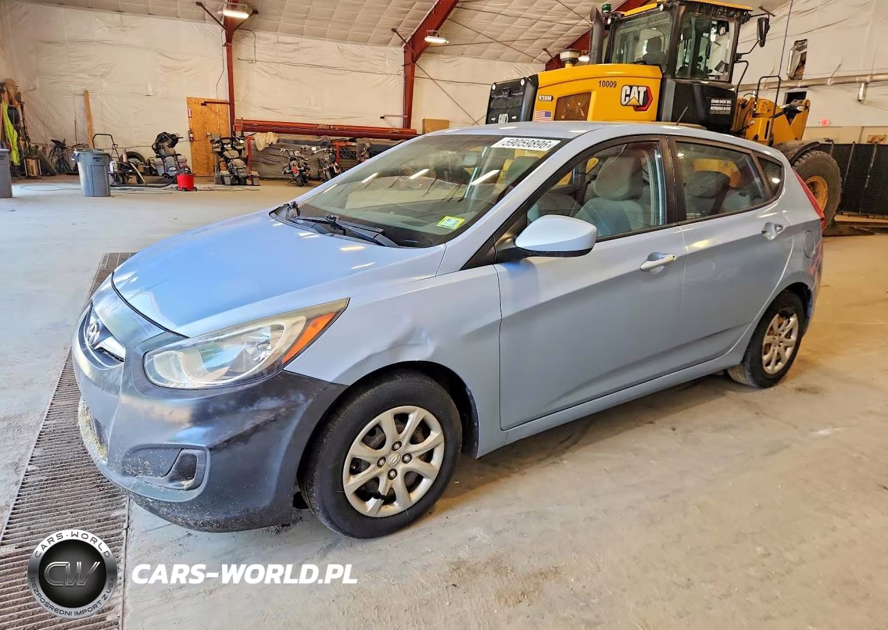 2013 Hyundai Accent Gs