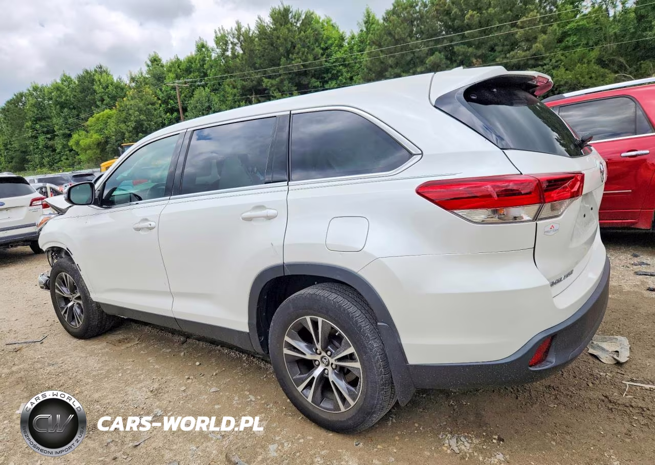 2019 Toyota Highlander Le Plus VIN:5TDBZRFH3KS729898 - 2