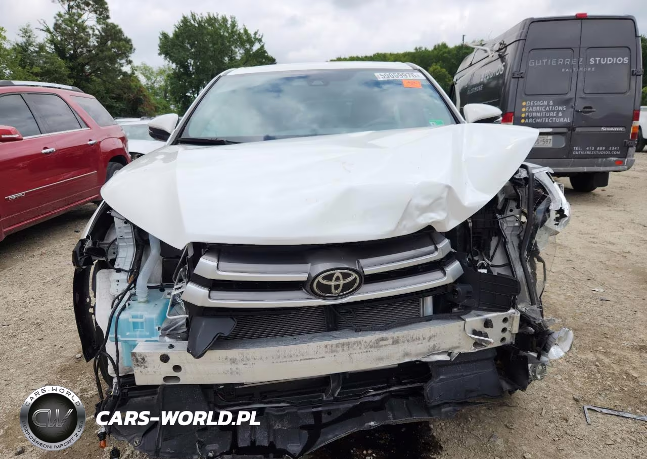 2019 Toyota Highlander Le Plus VIN:5TDBZRFH3KS729898 - 5