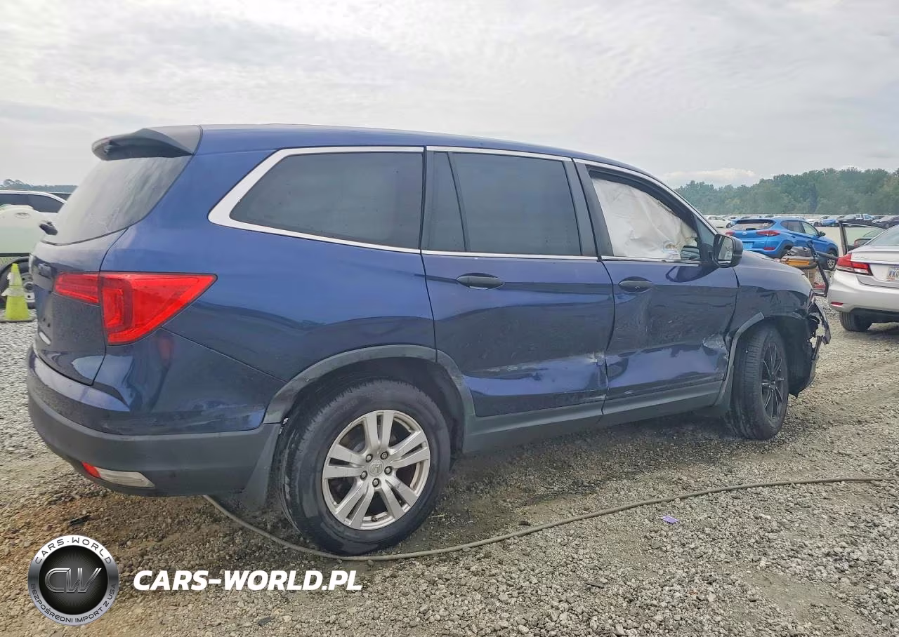 2018 Honda Pilot Lx VIN:5FNYF5H10JB014429 - 3