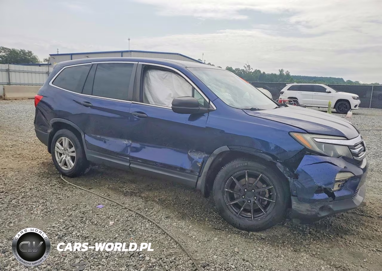 2018 Honda Pilot Lx VIN:5FNYF5H10JB014429 - 4