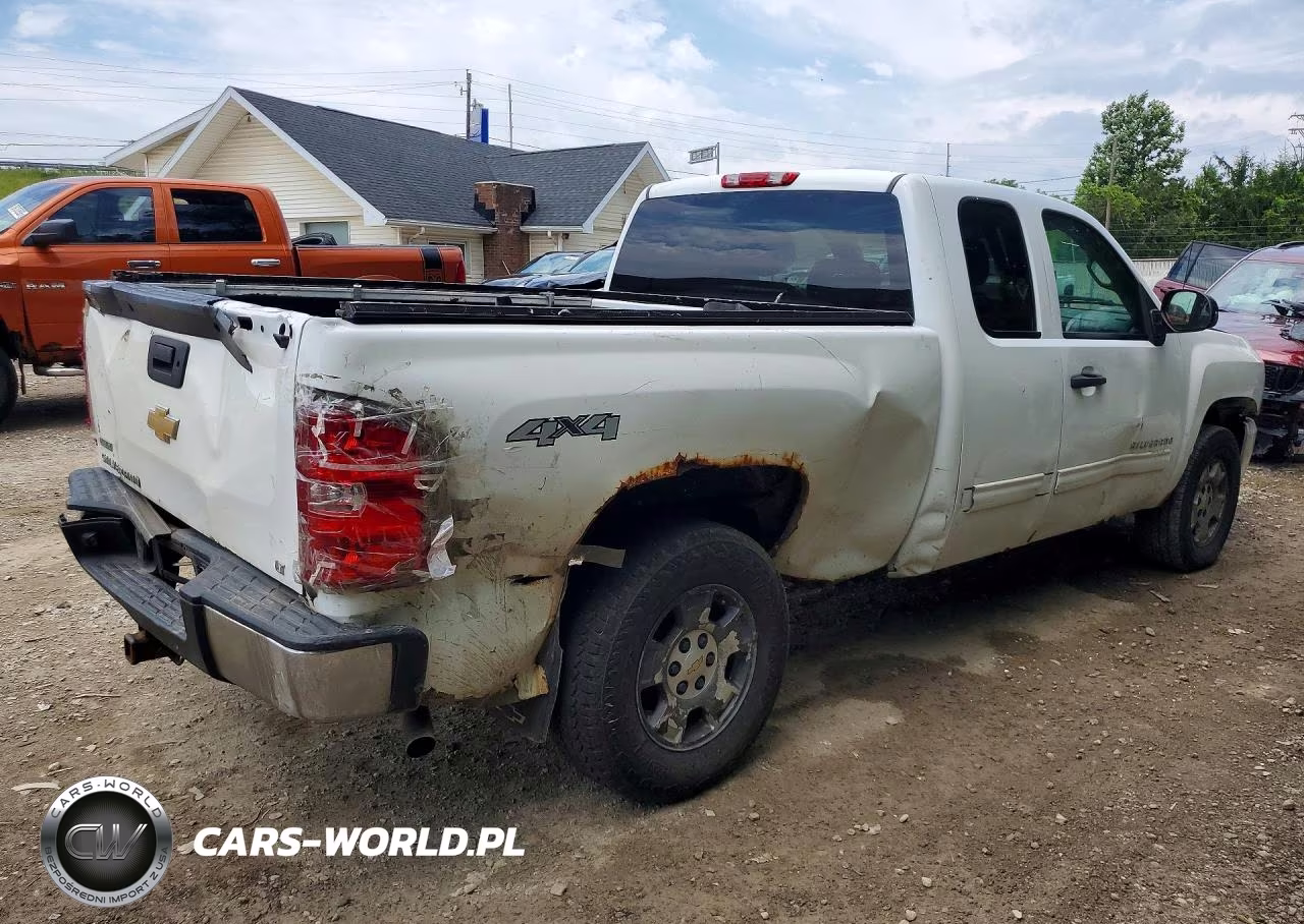 2011 Chevrolet Silverado K1500 Lt VIN:1GCRKSE37BZ329714 - 3