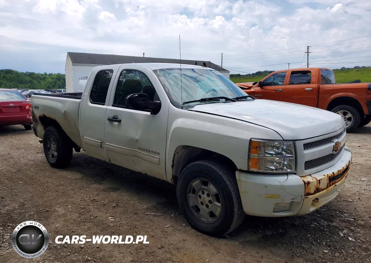 2011 Chevrolet Silverado K1500 Lt VIN:1GCRKSE37BZ329714 - 4