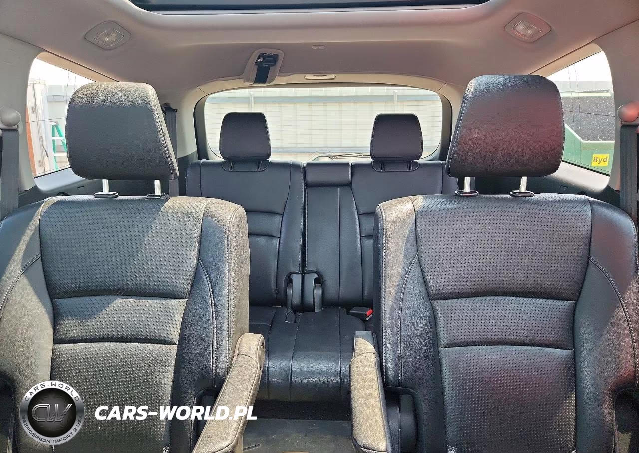2017 Honda Pilot Elite VIN:5FNYF6H06HB088283 - 10