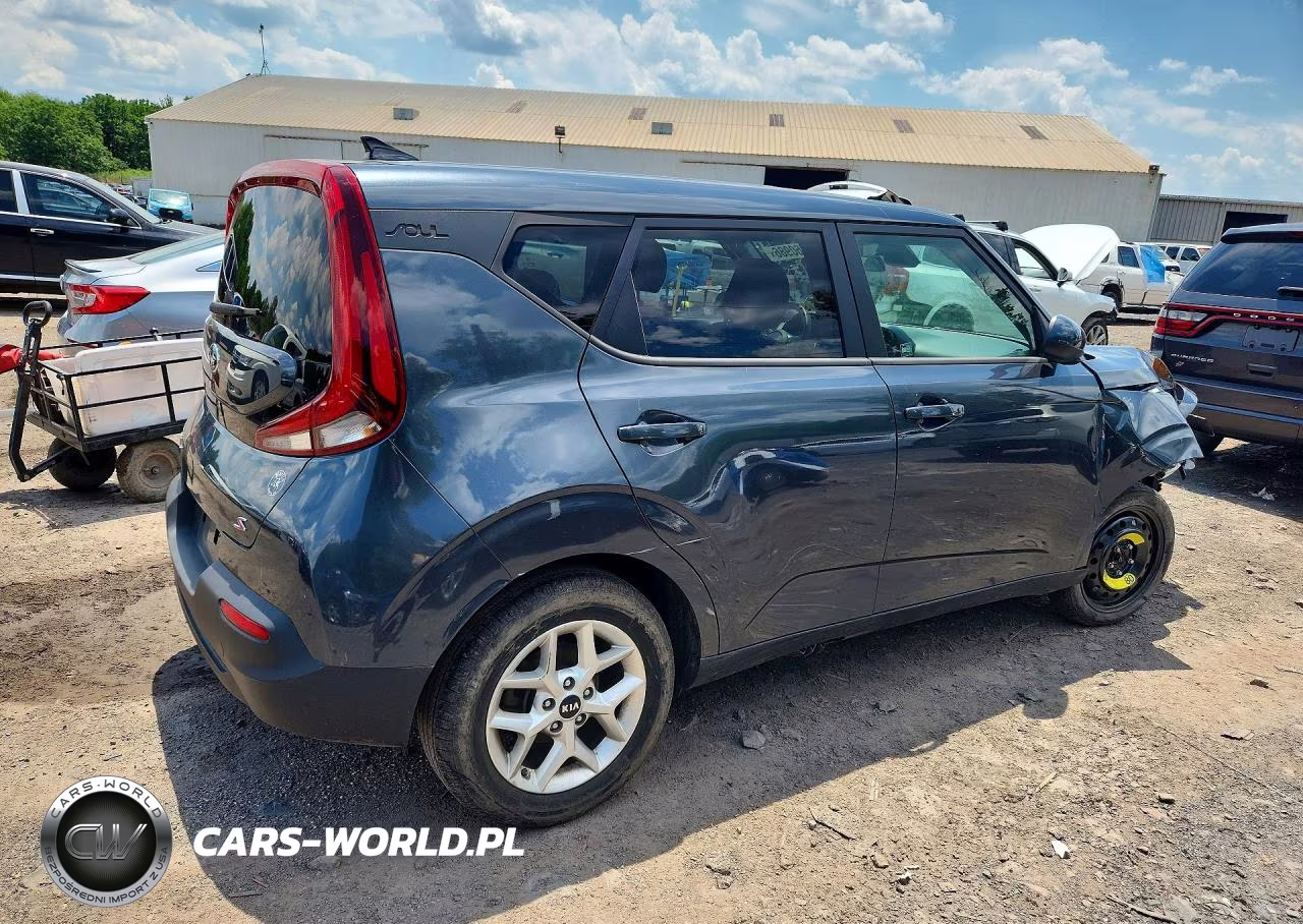 2020 Kia Soul S VIN:KNDJ23AU3L7103331 - 3