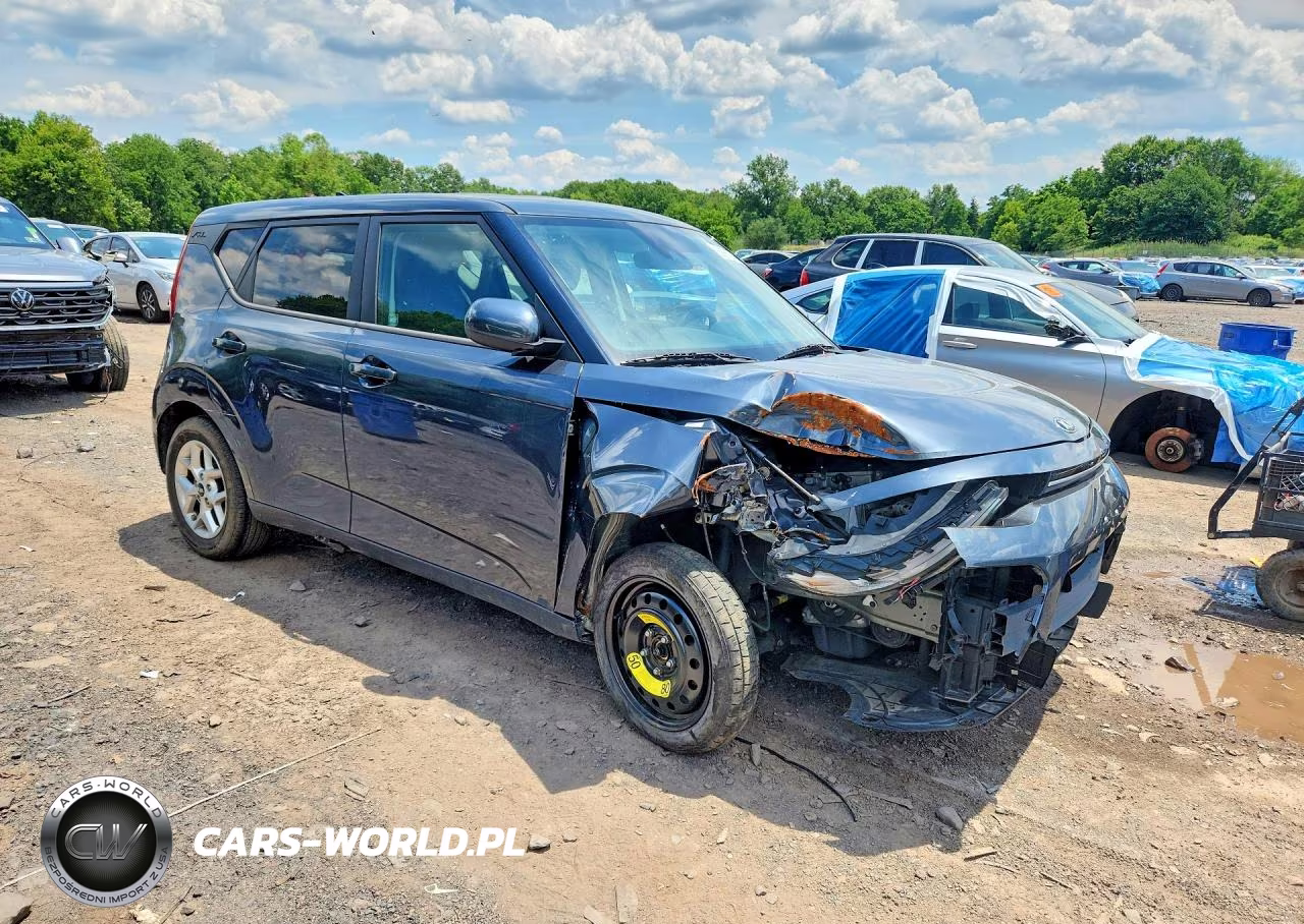 2020 Kia Soul S VIN:KNDJ23AU3L7103331 - 4